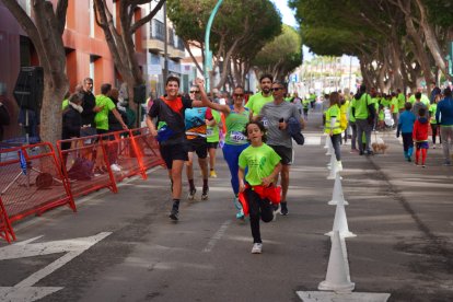 Las mejores imágenes de la II Carrera ‘Almería, en Marcha Contra el Cáncer’.