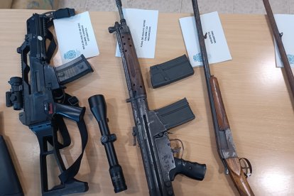 Imágenes de la operación de la Policía Nacional contra una 'macroindustria' de la droga.