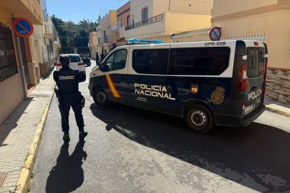 Imágenes de la operación de la Policía Nacional contra una 'macroindustria' de la droga.