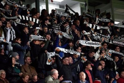 El campo de Castalia será el primero en colocar el cartel.