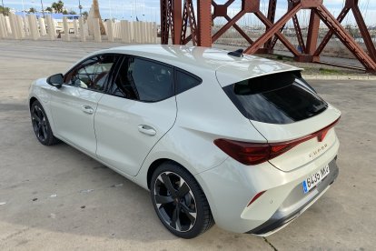 Maletero de 380 litros y llantas megadeportivas