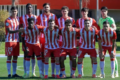 El Almería B está viviendo una temporada complicada en zona de descenso.