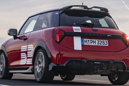 Trasera del MINI 1965 Victory