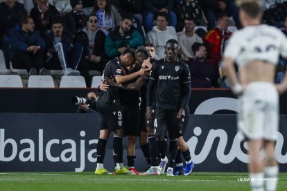 La celebración de Sergio Arribas en el tiempo de descuento.