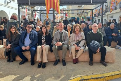 Las autoridades preparadas para vivir una jornada increíble.