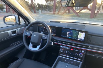 Calidad, tecnología y múltiples ayudas a la conducción en su interior