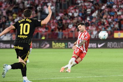 Almería-Zaragoza en el Estadio de los Juegos Mediterráneos.
