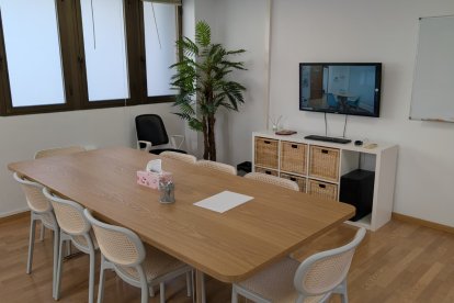 Sala de conferencias de Barnahus.