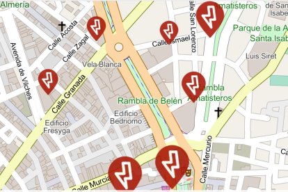 Detalle de las averías producidas en apenas unas calles de diferencia.