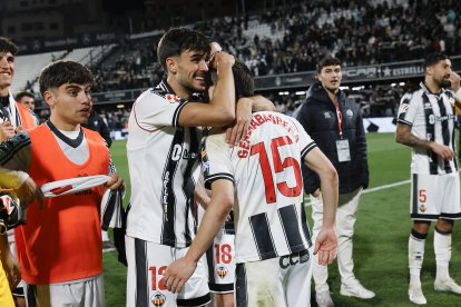 Racing, Real Sociedad B y Sporting de Gijón han frenado en seco la dinámica ascendente.