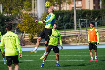 Se trabaja para alcanzar el ascenso directo y que no se les escape.