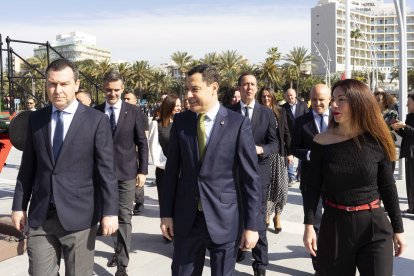 Llegada de las autoridades al acto