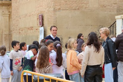 Escolares de Vera participan en las actividades organizadas por la ONCE.