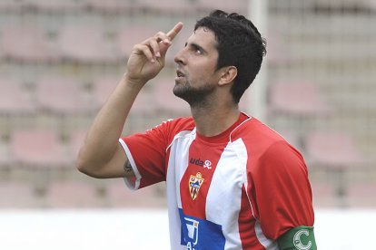 Gorri fue jugador de la UD Almería, donde estuvo durante siete temporadas.