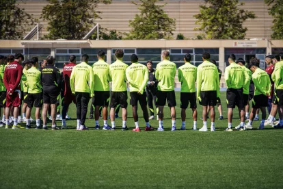 El día después de la derrota tocaba charla con los futbolistas.