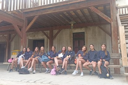 Las alumnas disfrutando de Oasys Minihollywood.