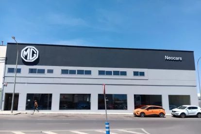 Instalaciones de MG Neocars en Almería.