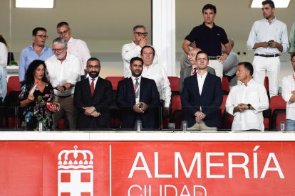 Días de alegría cuando el Almería caminaba con paso firme hacia el ascenso directo.