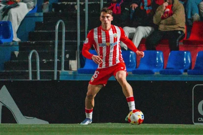 Marko Perovic con la rojiblanca del Almería disputando la Copa del Rey.