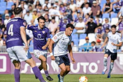 Rachad ha vuelto de una larga lesión para buscar la Segunda con el Castilla.