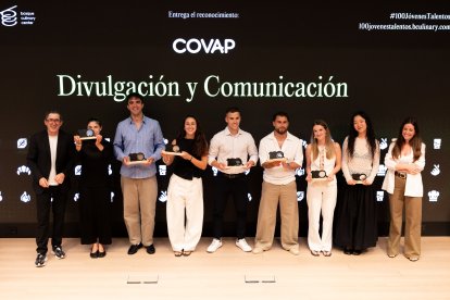 Pedro con algunos de los 100 talentos jóvenes de la gastronomía.