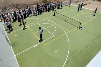 Unica Bienestar inaugura una pista de pickleball para sus empleados.