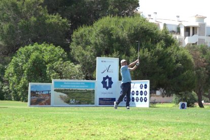 Roberto López Ufarte en el club Playa Serena.