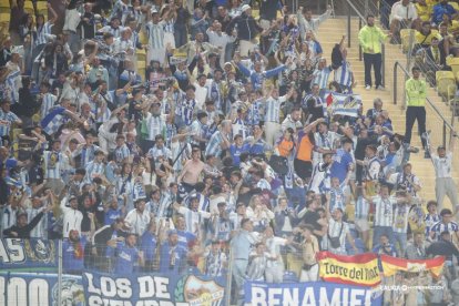 Los seguidores del Málaga agotaron el papel en Gran Canaria.