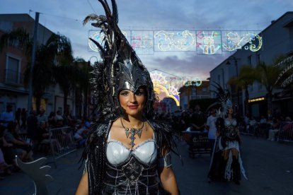 Así fue el espectacular Gran Desfile de Moros y Cristianos en Vera.