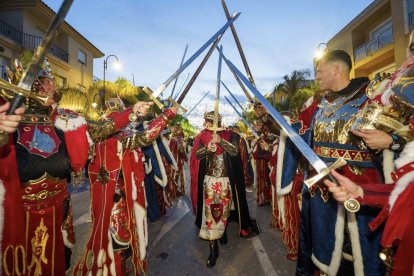 Así fue el espectacular Gran Desfile de Moros y Cristianos en Vera.