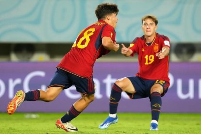 Lo de celebrar los goles con España es una constante para Quim Junyent.