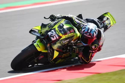 Raúl Fernández lograba finalizar en segunda posición, formando un podio completo para Aprilia