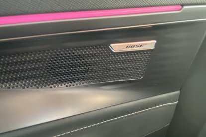 Impresionante sistema de sonido Bose en el acabado probado por La Voz
