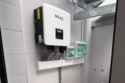 Autoconsumo residencial de 7,5 kW y 12,5 kWh de acumulacíón