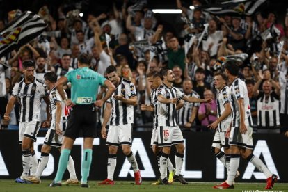 El Castellón se adelantó en el marcador ante el Almería con la pizarra de Rodry.