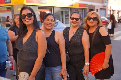 Rona, Sonia, Miriam, Jenni