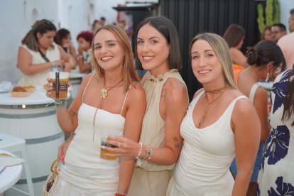 Raquel,Sandra y Celia