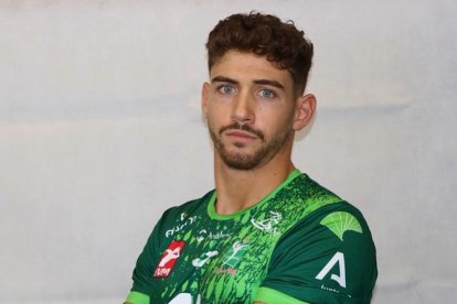 Se siente uno más de Almería y quiere devolver al club donde se merece.