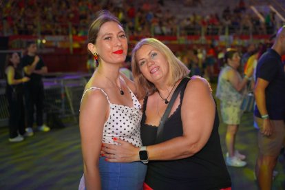 Eva y Eva, madre e hija, disfrutaron juntas de la actuación.