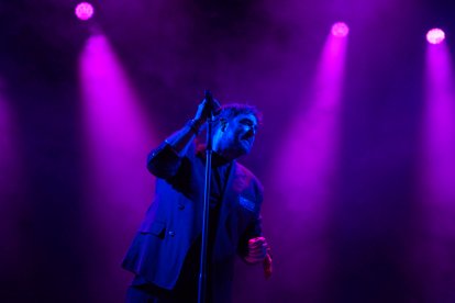 Los asistentes disfrutaron de una noche marcada por la música y el buen ambiente en Siente La Plaza.