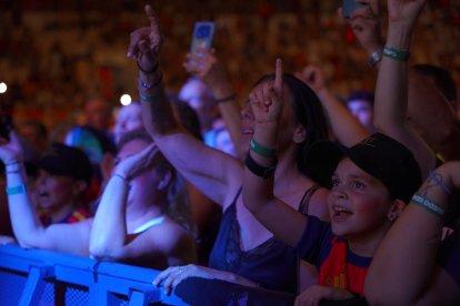 Los asistentes disfrutaron de una noche marcada por la música y el buen ambiente en Siente La Plaza.