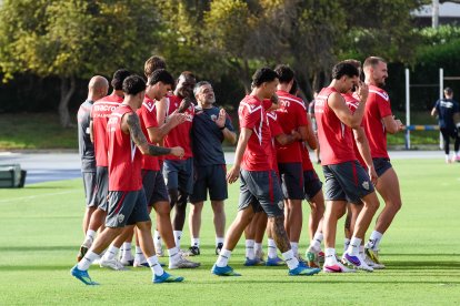 Día I del Almería de Pimienta con 30 futbolistas en el campo Anexo.