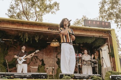 Concierto en el evento de Nomadart en San José