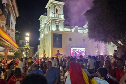 Huércal-Overa vive con emoción la final del Mundial.