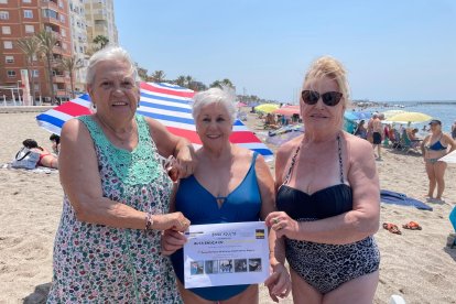 Mari Carmen, Rosa y Ángela vienen de Zaragoza para disfrutar de la costa almeriense y el regalo para visitar las Cuevas de Sorbas.
