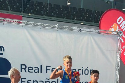 Luka “Mini Tyson”, campeón de España de boxeo en Palencia.