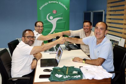 La confianza entre el club almeriense y la marca italiana es máxima.
