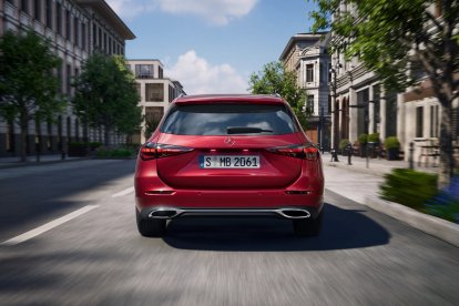 El nuevo Clase C demuestra que continuidad e innovación no son conceptos excluyentes.
The new Mercedes-Benz C-Class Estate, 2026.