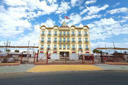 La portada contará con 150.800 puntos LED dentro de un recinto ferial que alcanzará en conjunto los 632.396 puntos de luz