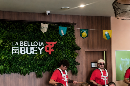 La Charanga de LA VOZ, en La Bellota & El Buey.